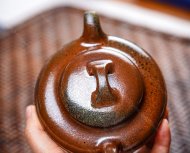 獨(dú)家首發(fā)，品名：線圓。泥料：極品紫泥（