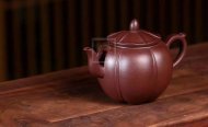 《荷花宮燈》中國紫砂壺助理工藝美術(shù)師正品宜興手工茶壺紫泥壺