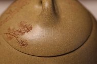 《松樹(shù)秦權(quán)》宜興紫砂壺本山段助理工藝美術(shù)師手工壺茶具秦權(quán)
