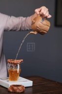 《松鼠葡萄樁》宜興高級(jí)工藝美術(shù)師手工紫砂壺茶壺具段泥花器
