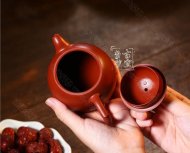 《秦權》