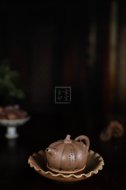 《南瓜壺》宜興高級(jí)工藝美術(shù)師工紫砂壺段泥南瓜茶壺茶具