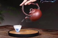 《留香提梁》宜興紫砂壺底槽青創新提梁全手工茶壺